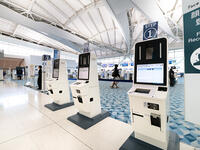 羽田空港第２ターミナル　国際線出発ロビー　東京都 [YOS110002348]