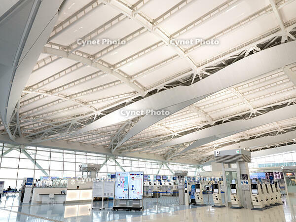 羽田空港第２ターミナル　国際線出発ロビー　東京都 [YOS110002352]