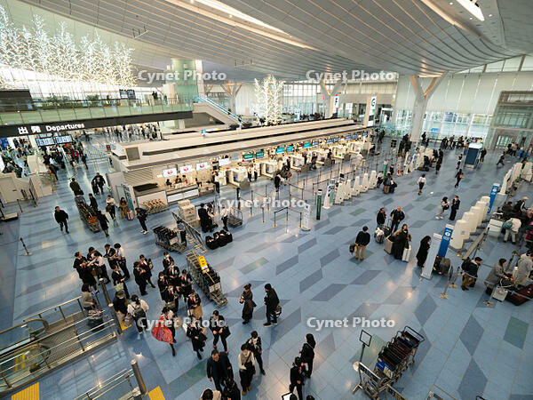 羽田空港第３ターミナル　国際線出発ロビー　東京都 [YOS110002371]