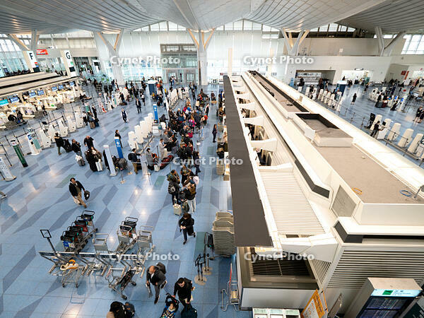 羽田空港第３ターミナル　国際線出発ロビー　東京都 [YOS110002373]