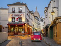 Le Consulat Cafe, Montmartre, Paris, France [AWL110001914]