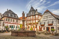 Marienbrunnen and historic half-timbered houses on the market square of Heppenheim, southern Hesse, Hesse, Germany [AWL110001925]