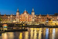 Amsterdam Centraal Station at twilight, Amsterdam, Netherlands [AWL110002469]