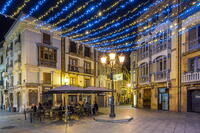Outdoor cafe in the old town, Oviedo, Asturias, Spain [AWL110002499]
