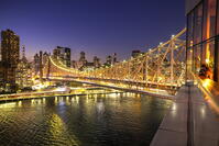USA, New York City,  Queensboro bridge and the Roosevelt island [AWL110002532]