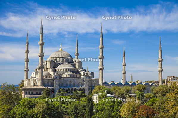 Turkey, Istanbul, Sultanahmet, Blue Mosque - Sultan Ahmed Mosque [AWL110000365]