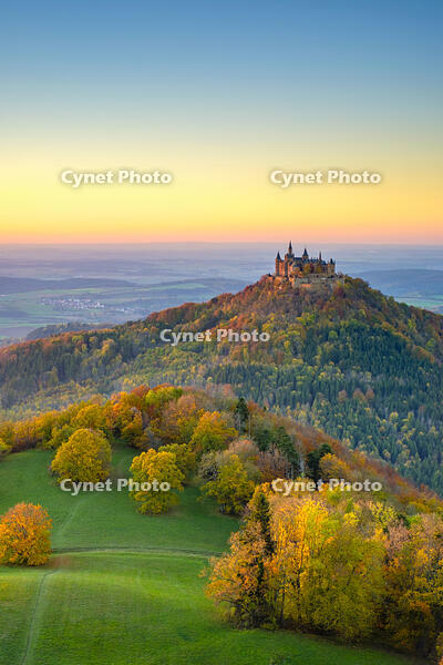 Burg Hohenzollern Castle at sunset, Bisingen, Baden-Württemberg, Germany [AWL120000028]