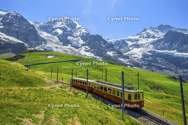 Jungfrau with Jungfraubahn and Monch, Bernese Alps, Berner Oberland, Grindelwald, canton Berne, Switzerland [AWL110001728]