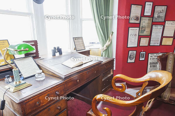 England, Kent,Broadstairs, Bleak House, The Charles Dickens Study and Writing Desk [AWL110001780]