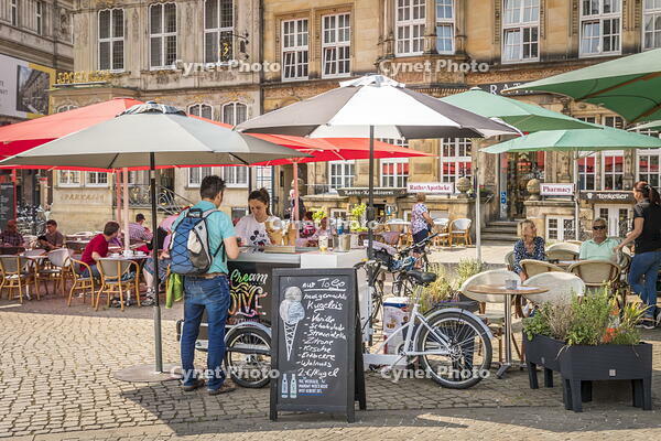 Ice cream stand and street cafes on the market square, Bremen, Germany [AWL110001926]