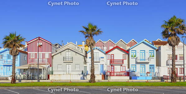 Brightly painted beach homes, Costa Nova do Prado, Aveiro, Portugal [AWL110001964]
