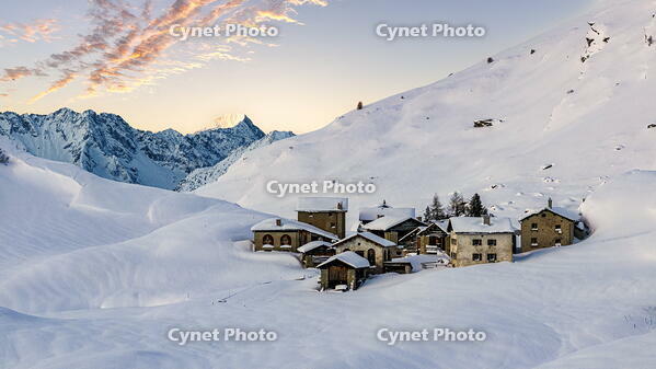 Traditional alpine chalets, Blaunca, Maloja, Engadin, canton of Graubunden, Switzerland [AWL110002061]
