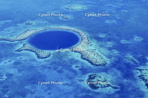 The Great Blue Hole, Lighthouse Reef, aerial view, Belize District, Belize [AWL110002081]