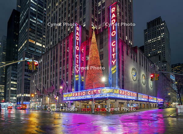 Radio City with christmas decoration Manhattan, New York City, USA [AWL110002542]