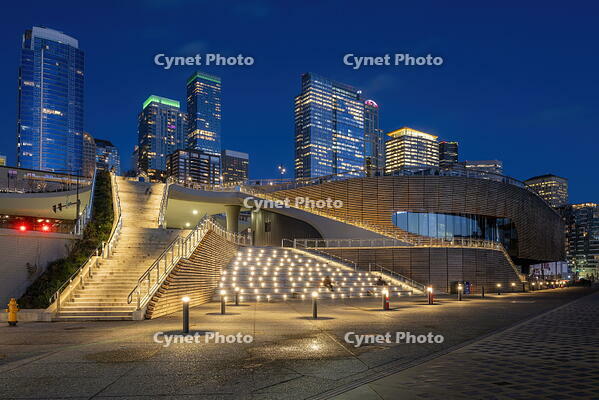Ocean Pavillion of Seattle Aquarium and downtown skyline by night, Seattle, Washington, USA [AWL110002547]