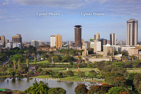 Kenya, Nairobi. Nairobi in late afternoon sunlight with Uhuru Park in the foreground. [AWL110002580]