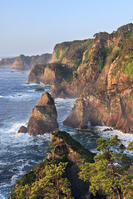 三陸海岸の朝焼けの北山崎 [GMA110011396]