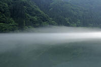 只見川の霧の霧幻峡 [GMA110011411]