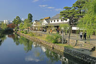 秋の倉敷美観地区 [GMA110011741]