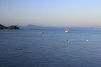 瀬戸大橋付近より朝の瀬戸内海 [GMA110011749]