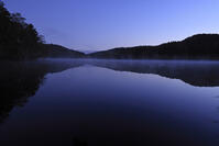 夜明けのオンネトー [GMA110011786]