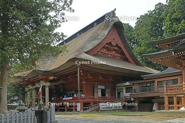 羽黒山の出羽三山神社の三神合祭殿 [GMA110011483]