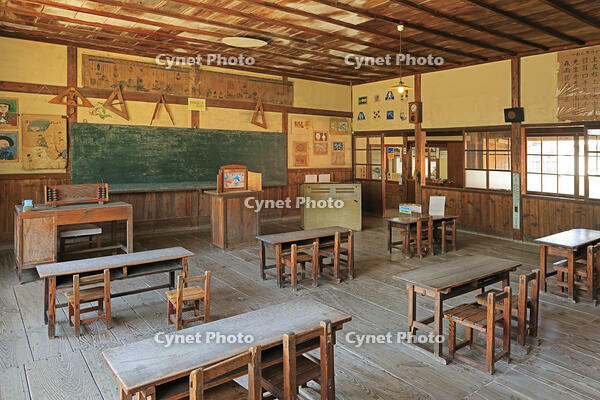 小豆島の二十四の瞳の岬の分教場 [GMA110011723]