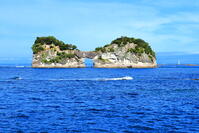 白浜の円月島 [THI110053295]