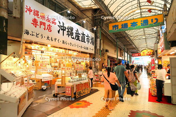 市場本通りのにぎわい [THI110054155]