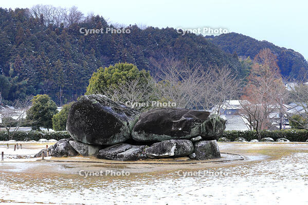 雪の石舞台古墳　 [THI110054170]