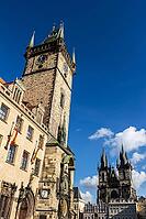Prager Rathaus und Teynkirche am Altstädter Ring [IBR122665478]