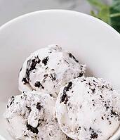 Food, Homemade ice cream with chocolate crumb [IBR123622486]