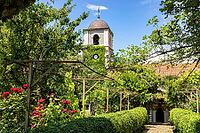 Die Kirche des Heiligen Nikolaus im Dorf Chernomorets, Bulgarien [IBR123790604]