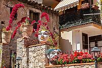 Ein gutes typisches Haus in Sizilien, Italien [IBR123790635]