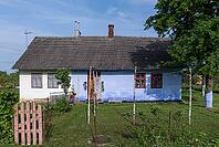 Old German settler house with garden in the former Dornfeld from 1789-1939, today Ternopillya, Ukraine [IBR123911509]