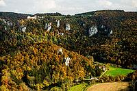 Autumnal forest and Wildenstein Castle, Rauher Stein viewpoint, near Leibertingen, Upper Danube nature park Park, Upper Danube Valley, Danube, Swabian Jura, Baden-Württemberg, Germany [IBR123911548]