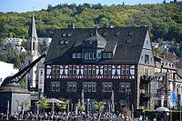 Crane and frame house in Bingen [IBR124072736]