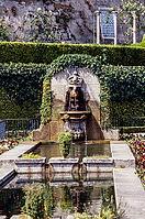 Fountain complex in the Jardim do Palácio de Cristal in Porto, Portugal [IBR124084165]
