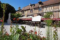 Traditional timber-frame houses on Place de la Myrpe, Bergerac, Dordogne department, Nouvelle-Aquitaine region, Bergerac arrondissement, P$00E9rigord Blanc, France [IBR124629486]