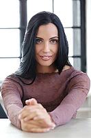Cute woman with beautiful smile [IBR124724886]