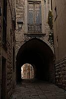 Narrow street in Trani, Puglia, Italy [IBR124748856]