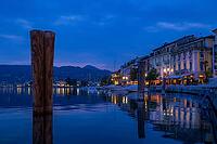 Evening on the Lungolago lakeside promenade in Salo on Lake Garda, Lago di Garda, Lombardy, Italy [IBR124898962]
