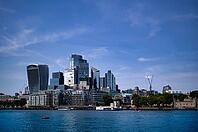 River Thames, skyline behind, financial district, financial district, financial district, financial district, skyscraper walkie talkie, The City of London, London, England, Great Britain, Great Britain [IBR125163341]