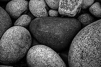 Stones, pebbles, pebbles, Cot Valley Beach, Porth Nanven, also beach of dinosaur eggs, coast, black and white, St Just in Penwith, Cornwall, England, Great Britain, Great Britain [IBR125177982]