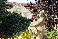 Leda and the Swan, a playful statue in the park of Ludwigsburgs residential palace [IBR125185852]