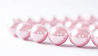 Soft Focus Delicate Pink String Of Pearls With Highlighted Details, Captured In A Dreamy And Romantic Style. Subtle And Elegant, AI generated [IBR125200723]