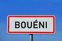 Bouéni town sign [IBR125324142]