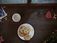 Biscuits with chocolate chips and condensed milk. Sweets for tea [IBR125363539]