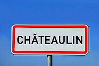 Châteaulin town sign [IBR125363552]