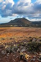 Corona volcano at sunset, Lanzarote, Canary Islands, Canary Islands [IBR125414225]